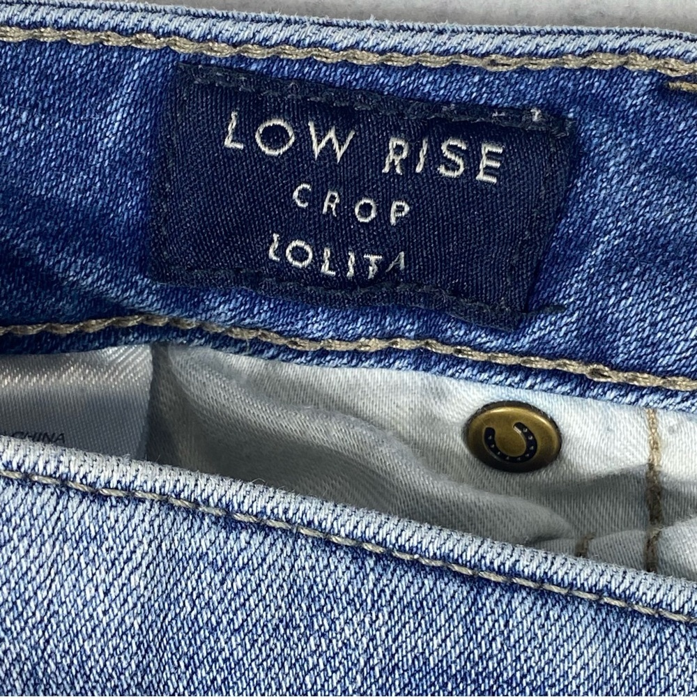 Lucky Brand Light Blue Ankle Crop Jeans - Picture 5 of 15
